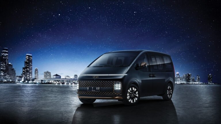 Hyundai Staria