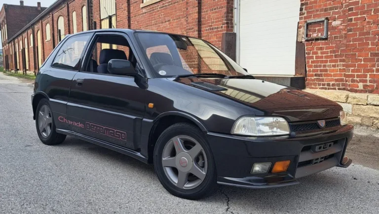 Daihatsu Charade De Tomaso