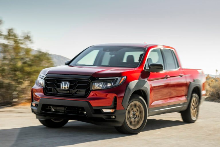 Baik, mari kita buat artikel informatif dan mendalam tentang Honda CR-V.