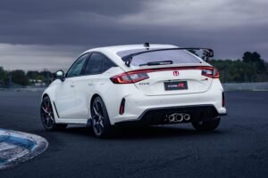 Honda Civic Generasi Terbaru: Lebih dari Sekadar Mobil Kompak Biasa