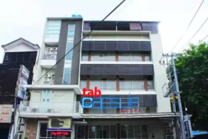 Menginap di Masa Depan: Sensasi Unik Capsule Hotel di Surabaya
