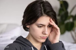 Menjinakkan Badai Pikiran: Panduan Unik dan Mendalam untuk Mengatasi Overthinking