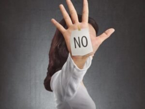 Seni Menolak: Mengatakan "Tidak" untuk Melindungi Kesehatan Mental Anda